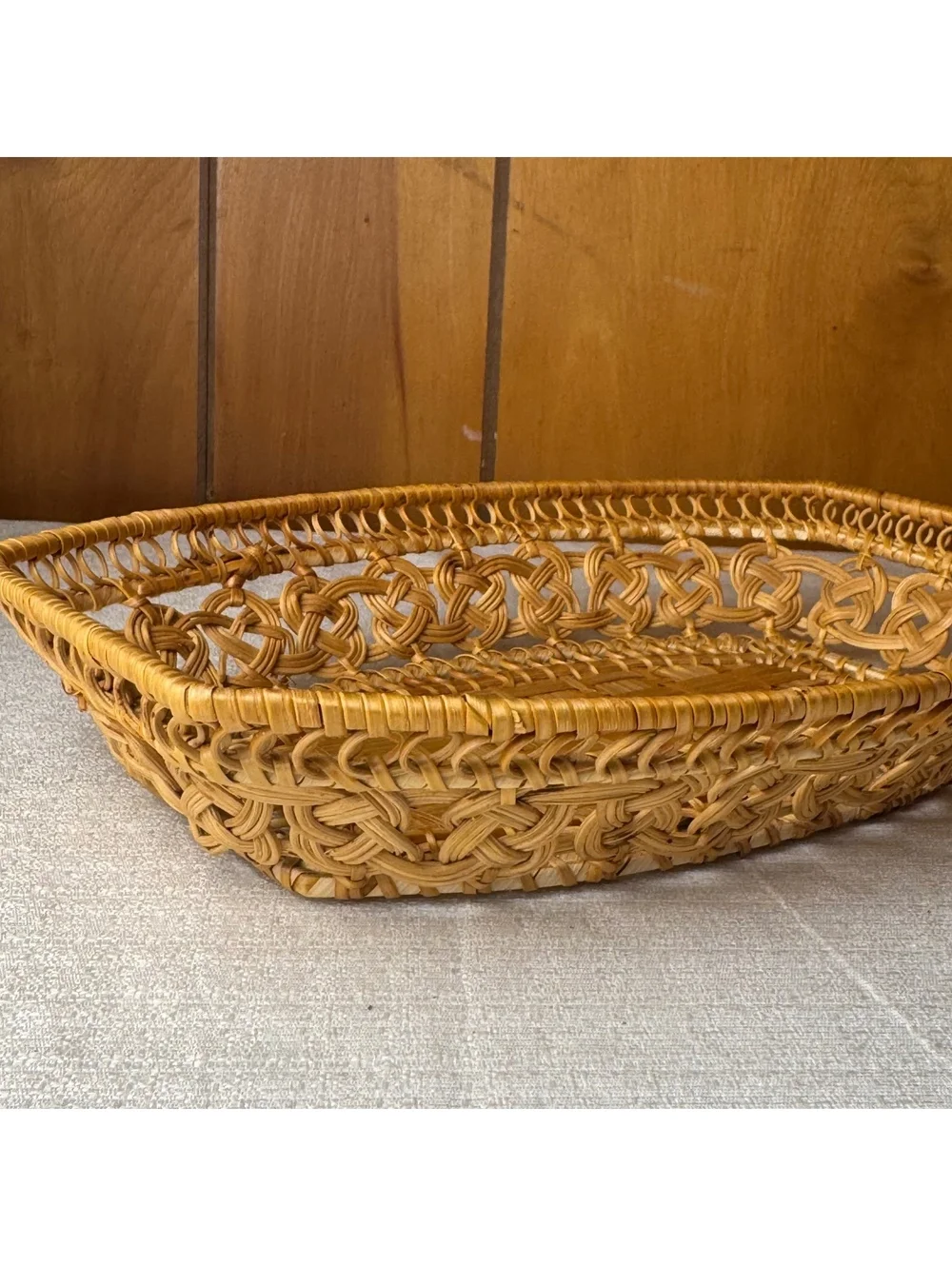 Vintage Wicker Serving Basket Tray Handwoven Rattan Bread Fruit Catchall